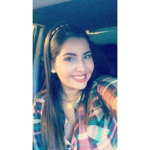 Meet your Posher, Daniela